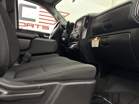 Used 2020 Chevrolet Silverado 1500 Custom w/ Custom Value Package image 57