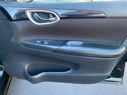 Used 2019 Nissan Sentra SV image 38