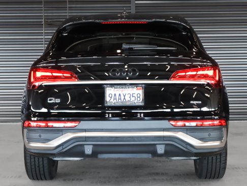 Certified 2022 Audi Q5 2.0T Premium w/ Convenience Package image 16
