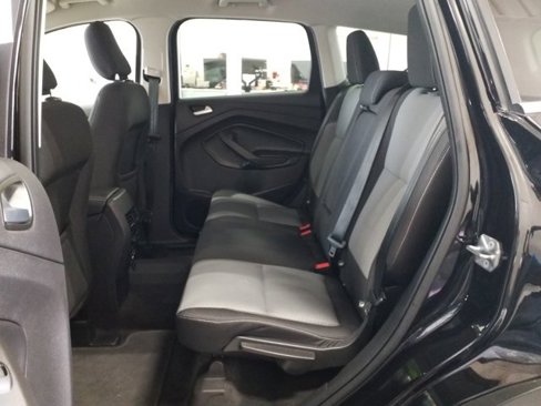 Used 2019 Ford Escape SE image 16