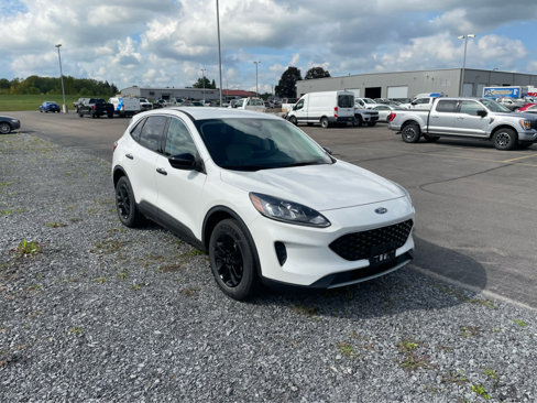 Used 2022 Ford Escape SE w/ Convenience Package image 3