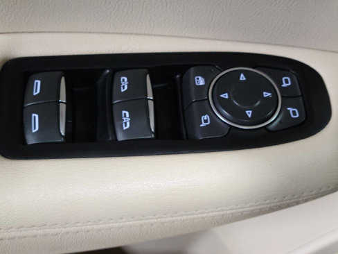 Used 2018 Cadillac XT5 Premium Luxury image 26