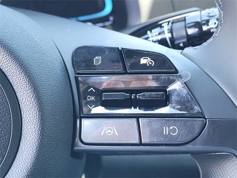 New 2025 Hyundai Elantra Sport image 18