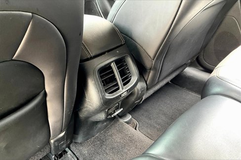 Used 2015 Jeep Cherokee Limited image 10