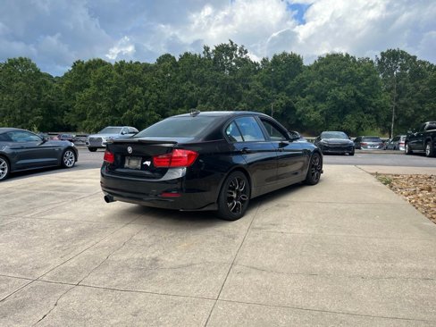 Used 2013 BMW 320i xDrive Sedan image 3