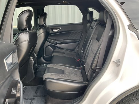 Used 2019 Ford Edge ST w/ Equipment Group 401A image 17