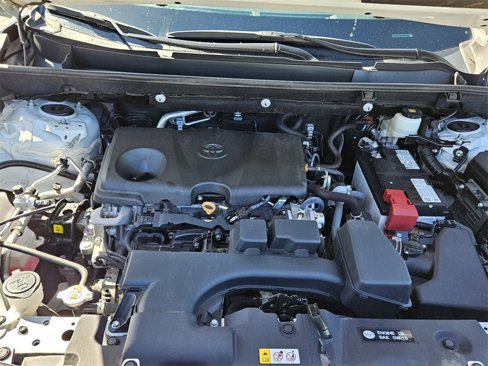 Used 2022 Toyota RAV4 XLE Premium image 27