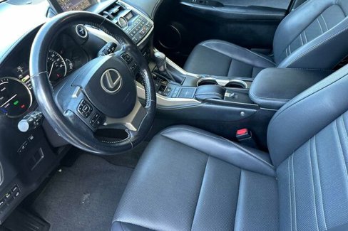 Used 2016 Lexus NX 300h AWD image 10