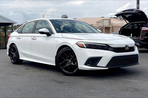 Used 2022 Honda Civic Touring image 32