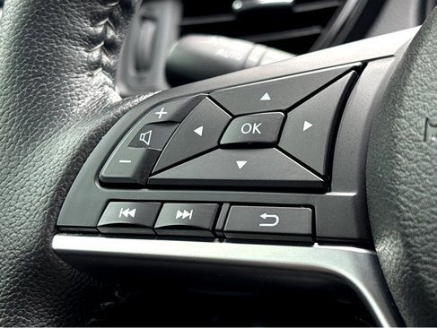 Used 2019 Nissan Rogue SL w/ Premium Package image 12