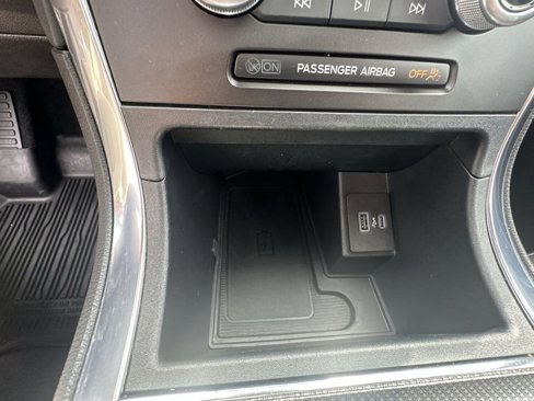 Used 2021 Ford Edge Titanium w/ Equipment Group 301A image 39