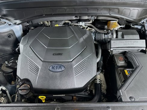 Used 2020 Kia Telluride LX image 36