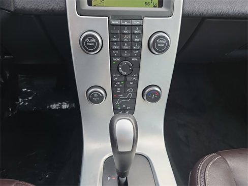 Used 2012 Volvo C70 T5 image 24