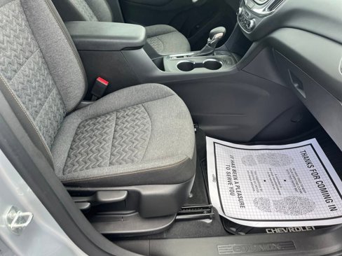 Used 2022 Chevrolet Equinox LT image 29