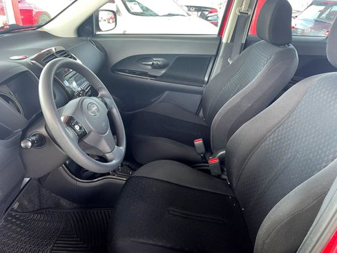 Used 2010 Scion xD image 9
