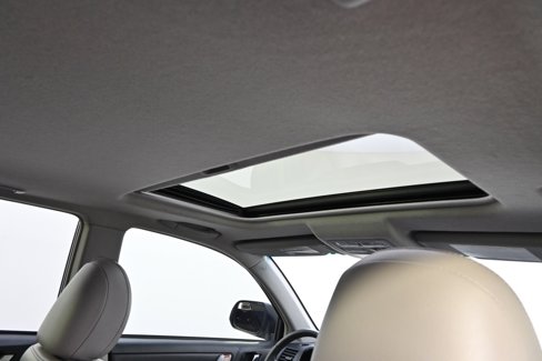 Used 2013 Toyota Highlander Limited image 17