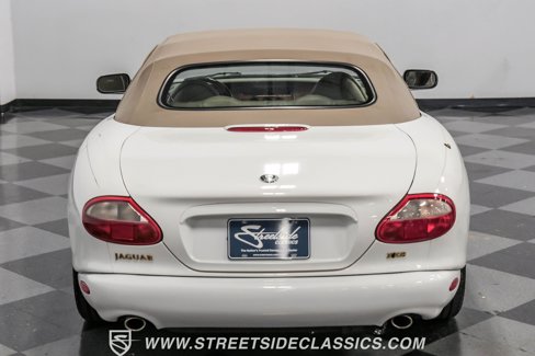 Used 1998 Jaguar XK8 Convertible image 35