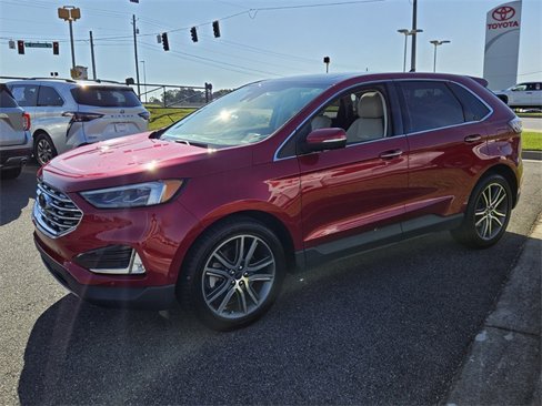 Used 2021 Ford Edge Titanium w/ Equipment Group 301A image 3