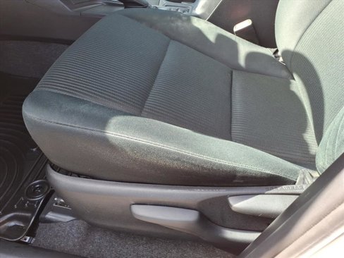 Used 2015 Toyota RAV4 LE image 8