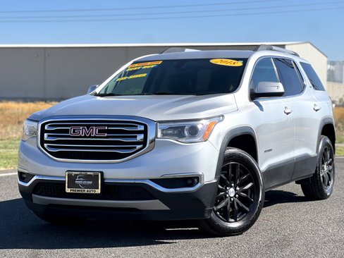 Used 2018 GMC Acadia SLT w/ LPO, Floor Liner Package image 8