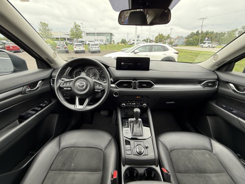 Used 2021 MAZDA CX-5 Touring image 3