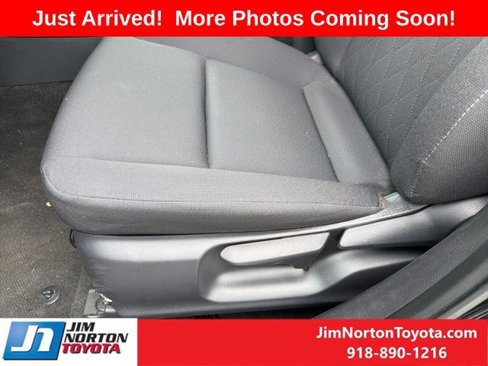 Used 2023 Toyota Corolla LE image 9
