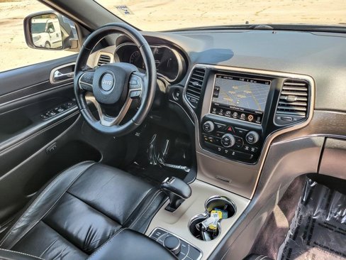 Used 2015 Jeep Grand Cherokee Limited w/ Trailer Tow Group IV image 24