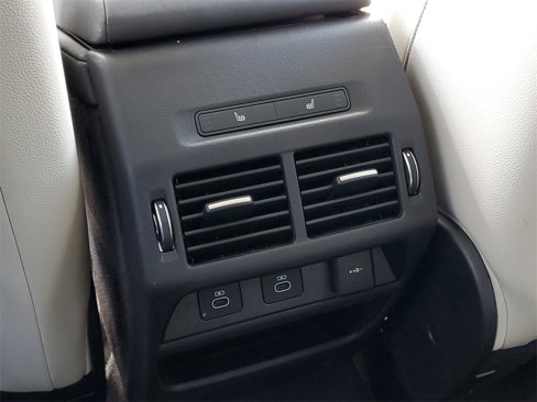 Used 2024 Land Rover Discovery Sport S image 34