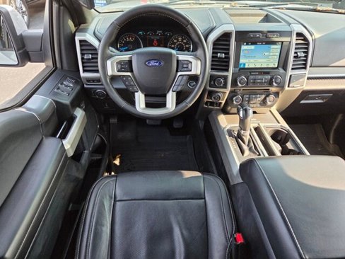 Used 2017 Ford F150 Lariat image 16