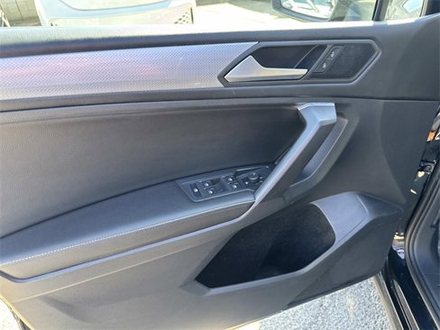 Certified 2022 Volkswagen Tiguan S image 12