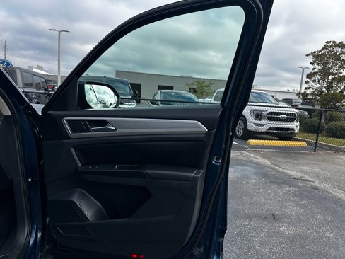 Used 2018 Volkswagen Atlas SE image 36
