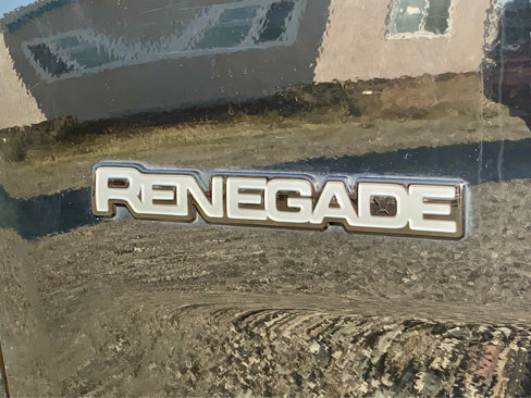 Used 2018 Jeep Renegade Sport w/ Power & Air Group image 22