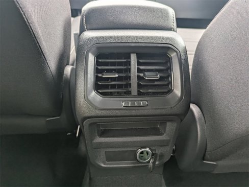 Used 2024 Volkswagen Tiguan S image 13