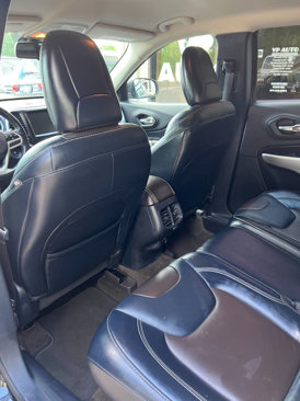 Used 2017 Jeep Cherokee Limited image 14