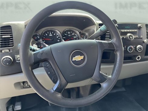 Used 2013 Chevrolet Silverado 3500 W/T image 15