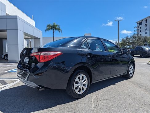 Used 2017 Toyota Corolla L image 15