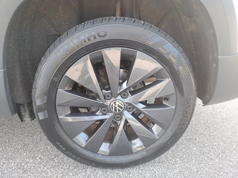 Certified 2022 Volkswagen Taos S w/ IQ Drive S Package image 31
