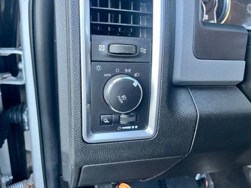 Used 2018 RAM 1500 Big Horn image 27