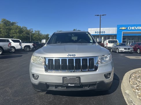 Used 2011 Jeep Grand Cherokee 70th Anniversary image 2