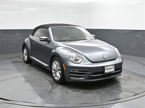 Used 2017 Volkswagen Beetle 1.8T Classic image 21