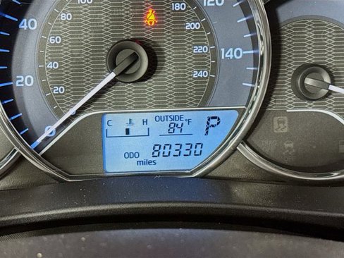 Used 2016 Toyota Corolla LE image 24
