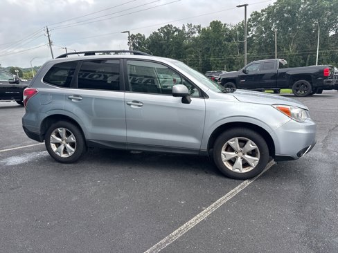 Used 2015 Subaru Forester 2.5i Premium w/ All-Weather Package image 5