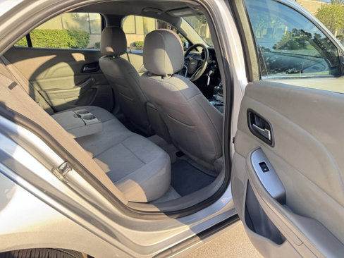 Used 2015 Chevrolet Malibu LS image 17