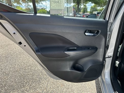 Certified 2021 Nissan Versa SV image 21