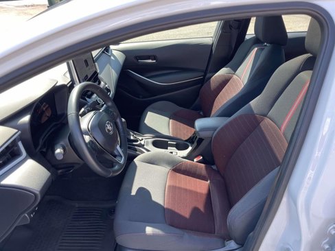 Used 2025 Toyota Corolla SE image 13