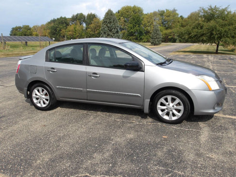 Used 2012 Nissan Sentra 2.0 SL w/ Navigation Pkg image 1
