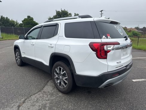 Used 2021 GMC Acadia SLE w/ Driver Convenience Package image 5