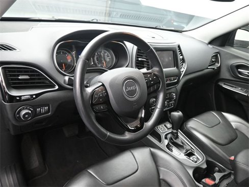 Used 2021 Jeep Cherokee Latitude Plus image 33