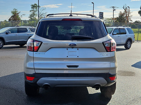 Used 2018 Ford Escape Titanium image 5