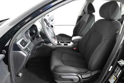 Used 2020 Kia Optima LX image 18